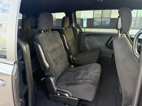 Used 2015 Dodge Grand Caravan SE w/ Quick Order Package 29E SE image 25