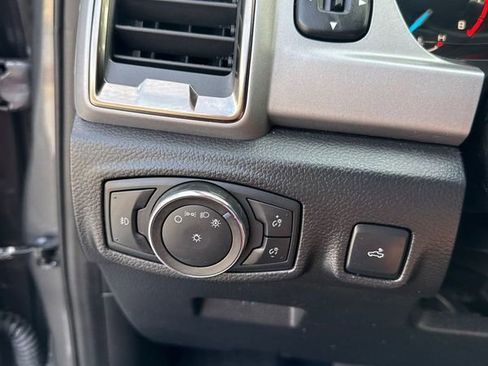 Used 2023 Ford Ranger XLT w/ Equipment Group 302A High AWD/4WD image 18