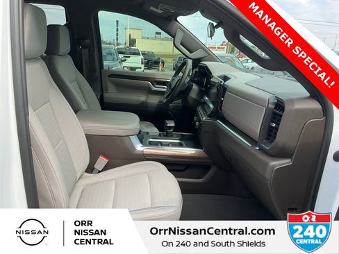 Used 2023 Chevrolet Silverado 1500 LT Trail Boss w/ Protection Package image 11