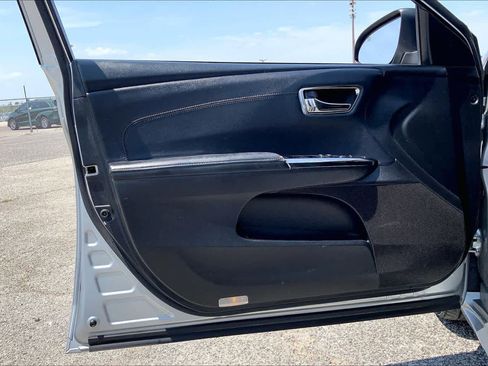 Used 2016 Toyota Avalon XLE FWD image 21