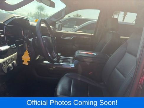 Used 2022 Chevrolet Silverado 1500 LTZ w/ Z71 Off-Road Package AWD/4WD image 3