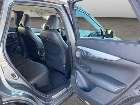 Used 2019 INFINITI QX50 Essential w/ Premium Heat Package image 15