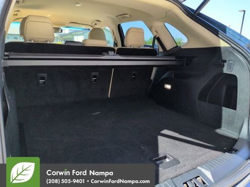 Used 2019 Ford Edge SEL w/ Equipment Group 201A AWD/4WD image 30