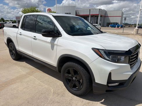 Used 2023 Honda Ridgeline Black Edition image 4