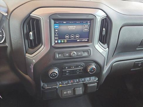 Used 2022 Chevrolet Silverado 1500 Custom w/ Safety Confidence Package RWD image 14
