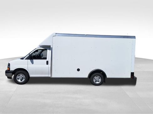 New 2026 Chevrolet Express 3500 w/ Power Convenience Package RWD image 2
