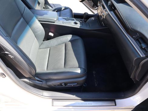 Used 2015 Lexus ES 350 4dr Sdn w/ Premium Package image 22