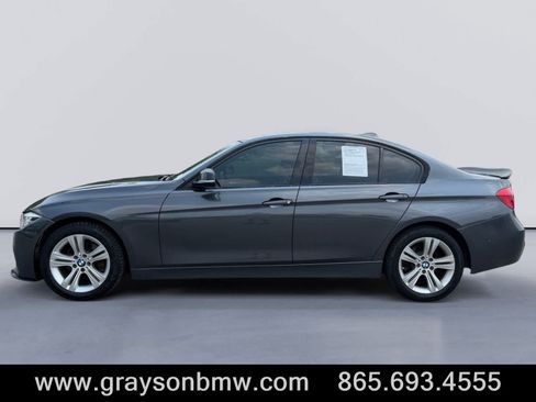 Used 2017 BMW 330i xDrive Sedan AWD/4WD image 6
