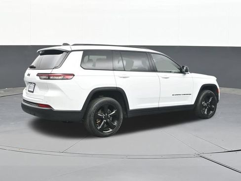 Used 2023 Jeep Grand Cherokee L Laredo AWD/4WD image 15