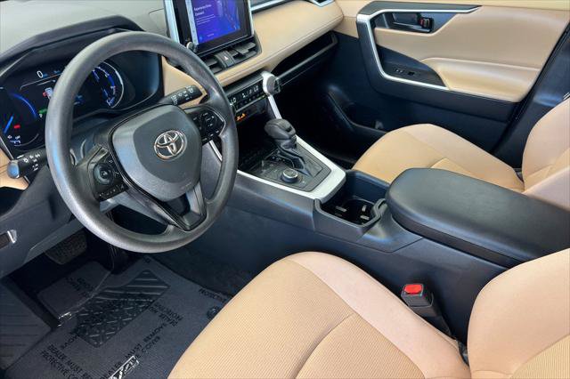 Certified 2023 Toyota RAV4 LE AWD/4WD image 11