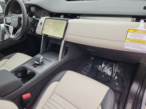 New 2026 Land Rover Discovery Sport Landmark AWD/4WD image 28