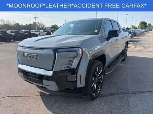 Used 2025 GMC Sierra EV Denali AWD/4WD image 5