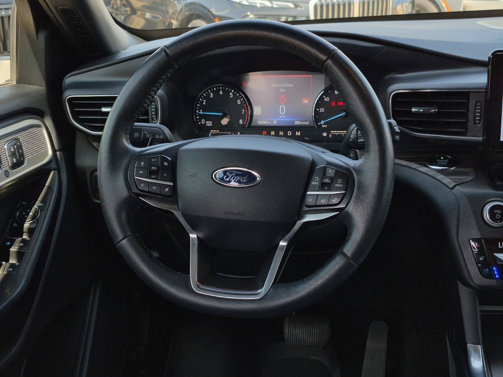 Used 2020 Ford Explorer Limited w/ Class III Trailer Tow Package RWD image 21