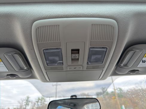 Used 2015 MAZDA MAZDA3 i Grand Touring image 18