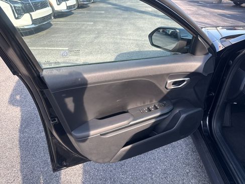 Used 2026 Kia K4 FWD image 17