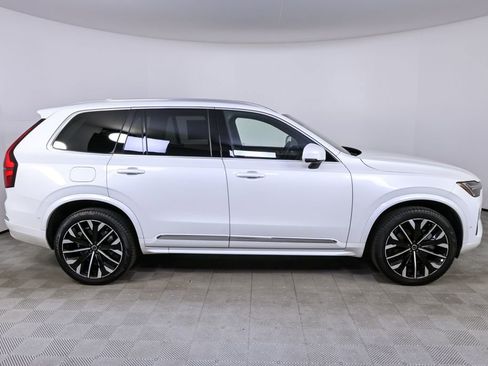 Certified 2025 Volvo XC90 B6 Plus AWD/4WD image 30