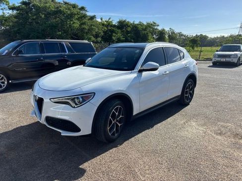 Used 2019 Alfa Romeo Stelvio Ti image 6