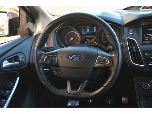 Used 2015 Ford Focus ST w/ Equipment Group 402A image 16