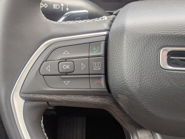 New 2027 Jeep Grand Cherokee Altitude AWD/4WD image 27