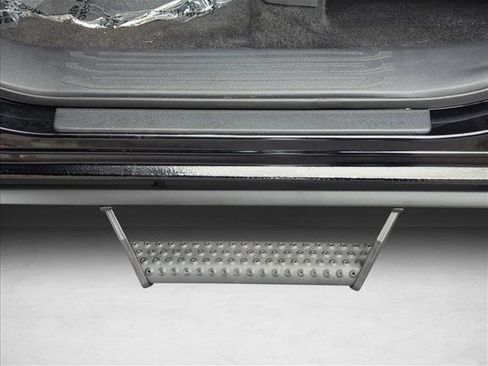 Certified 2025 Toyota Tacoma SR5 image 12