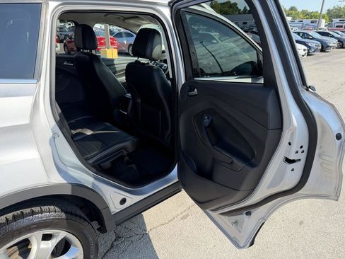 Used 2015 Ford Escape Titanium FWD image 10
