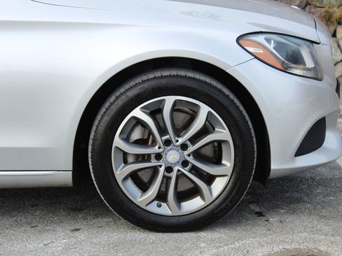 Used 2017 Mercedes-Benz C 300 4MATIC Sedan image 35