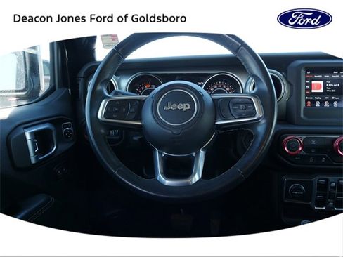 Used 2019 Jeep Wrangler Unlimited Sahara w/ Safety Group image 34