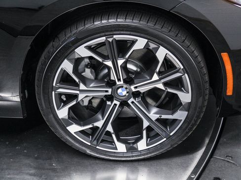 New 2026 BMW 330i Sedan w/ Convenience Package RWD image 9