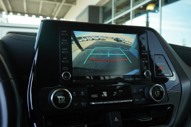 Used 2024 Honda CR-V LX image 19