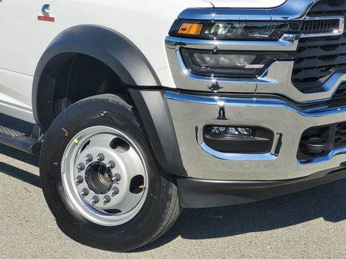 New 2026 RAM 5500 Tradesman w/ Chrome Appearance Group image 6