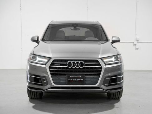 Used 2017 Audi Q7 3.0T Premium Plus w/ Premium Plus Package AWD/4WD image 5