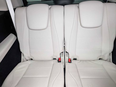 Certified 2026 Mercedes-Benz GLS 450 4MATIC image 24