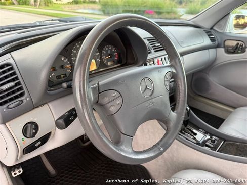 Used 2001 Mercedes-Benz CLK 430 Cabriolet image 34