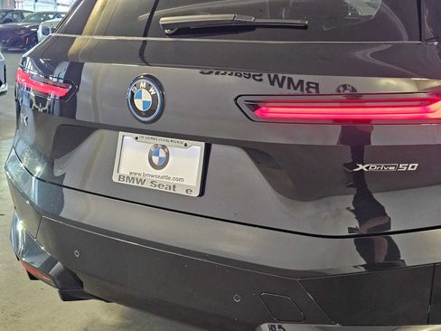 Certified 2024 BMW iX xDrive50 w/ Premium Package AWD/4WD image 7