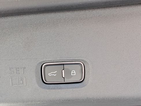 Used 2025 Ford Expedition Max Active AWD/4WD image 13