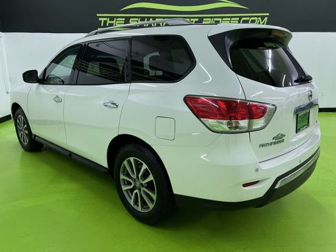 Used 2016 Nissan Pathfinder SV FWD image 7