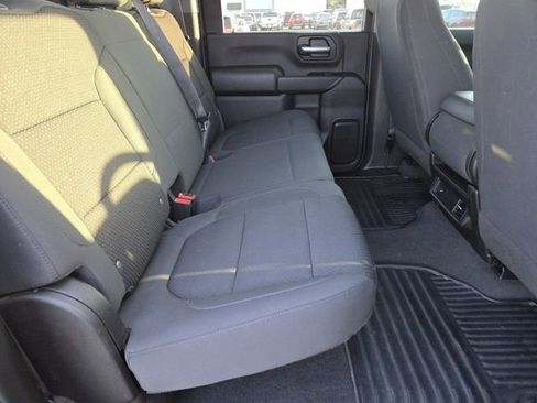 Used 2022 Chevrolet Silverado 2500 Custom w/ Custom Value Package image 24