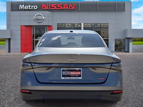 New 2027 Nissan Sentra SV w/ Floor Mat Package FWD image 5