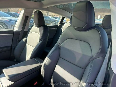 Used 2024 Tesla Model 3 RWD image 11