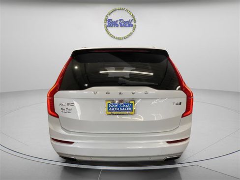 Used 2017 Volvo XC90 T6 Momentum w/ Vision Package AWD/4WD image 5