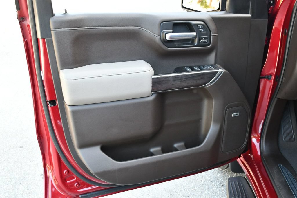 Used 2019 Chevrolet Silverado 1500 LTZ w/ LTZ Premium Package AWD/4WD image 37
