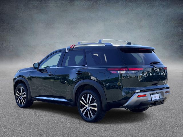 Used 2023 Nissan Pathfinder Platinum AWD/4WD image 4