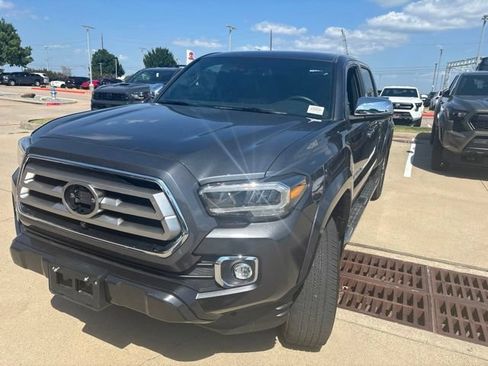 Used 2023 Toyota Tacoma Limited AWD/4WD image 6