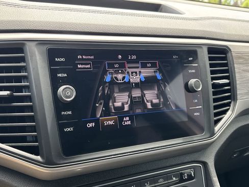 Used 2020 Volkswagen Atlas Cross Sport SE AWD/4WD image 21