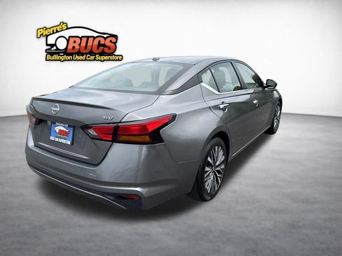 Used 2024 Nissan Altima 2.5 SV FWD image 5