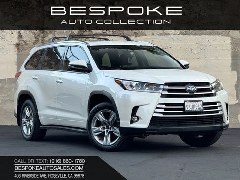 Used 2019 Toyota Highlander Limited FWD image 1