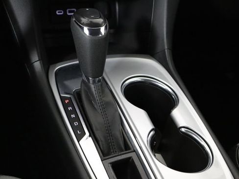 Used 2020 Chevrolet Equinox LS FWD image 27