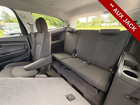 Used 2012 Chevrolet Traverse LT w/ All-Star Edition FWD image 17