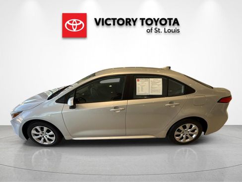 Used 2024 Toyota Corolla LE FWD image 6