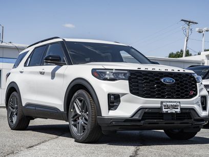 New 2025 Ford Explorer ST w/ Sun And Sound Package